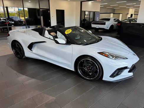 Used 2024 Chevrolet Corvette Stingray Preferred Conv w/ 2LT RWD image 6