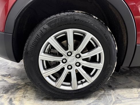 Used 2023 Cadillac XT4 Premium Luxury image 30