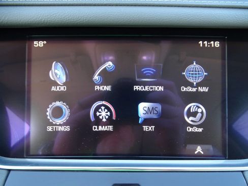 Used 2017 Cadillac XT5 Luxury image 26