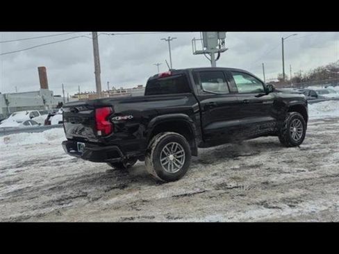 Certified 2023 Chevrolet Colorado LT AWD/4WD image 10