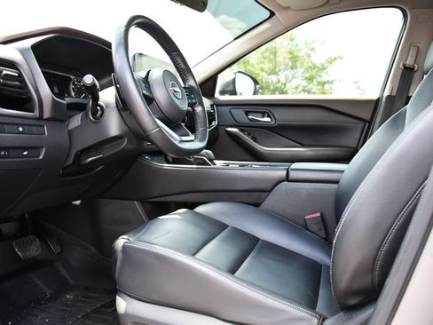 Used 2023 Nissan Rogue SL w/ SL Premium Package FWD image 15