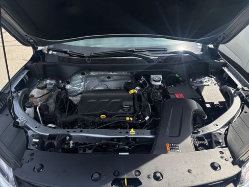 Used 2025 Chevrolet Trax LT image 31