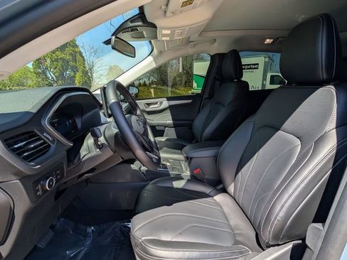 Used 2026 Ford Escape SE w/ PHEV Premium Package FWD image 10