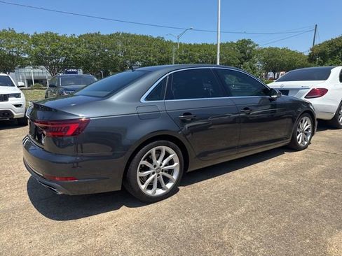 Used 2019 Audi A4 2.0T Premium w/ Convenience Package FWD image 4