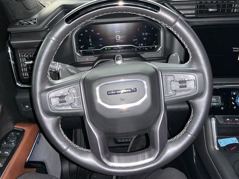 Used 2024 GMC Sierra 1500 Denali Ultimate AWD/4WD image 16