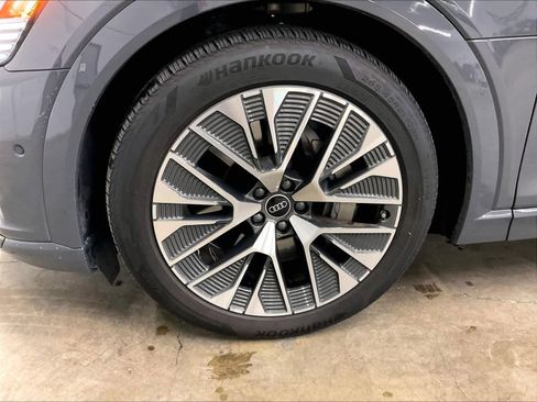 Certified 2024 Audi Q8 e-tron Premium Plus w/ Premium Plus Package image 11