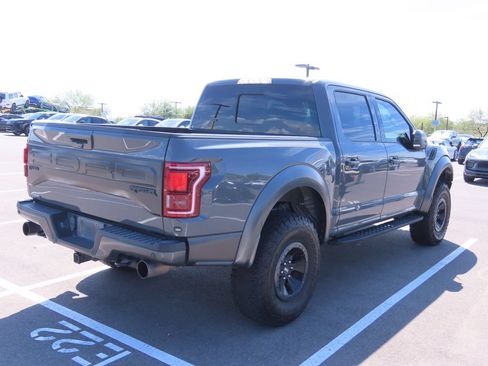 Used 2018 Ford F150 Raptor w/ Equipment Group 802A Luxury AWD/4WD image 3