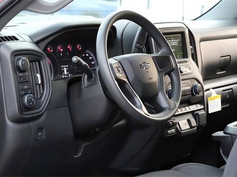 Used 2024 Chevrolet Silverado 1500 Custom Trail Boss image 5