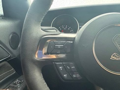 Used 2017 Ford Mustang Shelby GT350 w/ Electronics Package RWD image 18