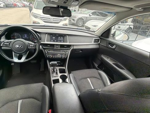 Used 2019 Kia Optima S w/ S Panoramic Sunroof Package FWD image 8