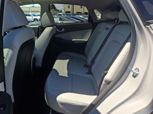 Certified 2023 Hyundai Kona Limited AWD/4WD image 11