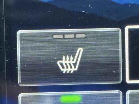 Used 2025 Subaru Outback Wilderness AWD/4WD image 28
