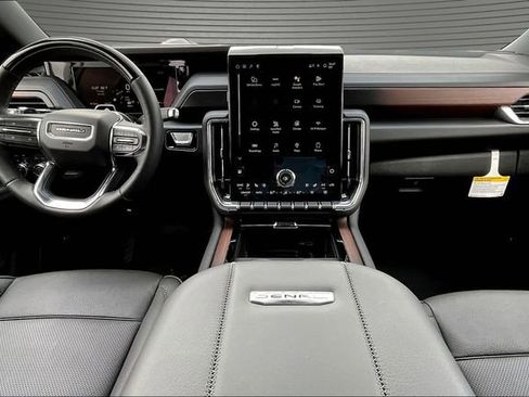 New 2026 GMC Yukon Denali w/ Denali Reserve Package AWD/4WD image 5