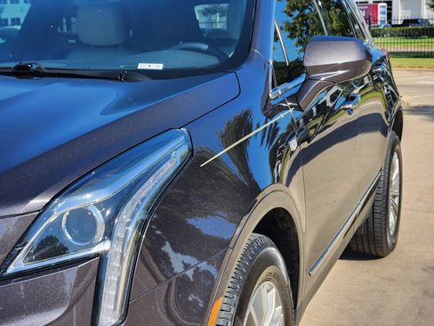 Used 2018 Cadillac XT5 Luxury w/ Driver Awareness Package FWD image 14