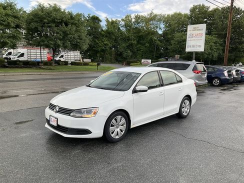 Used 2014 Volkswagen Jetta SE FWD image 1