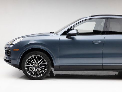 Used 2019 Porsche Cayenne image 17