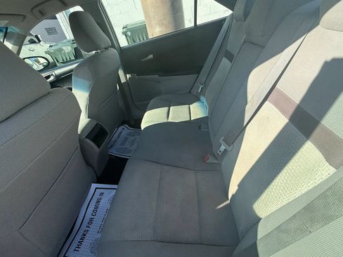 Used 2012 Toyota Camry LE FWD image 14