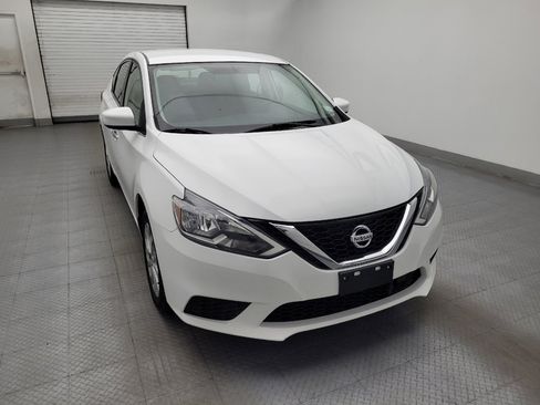 Used 2019 Nissan Sentra SV FWD image 14