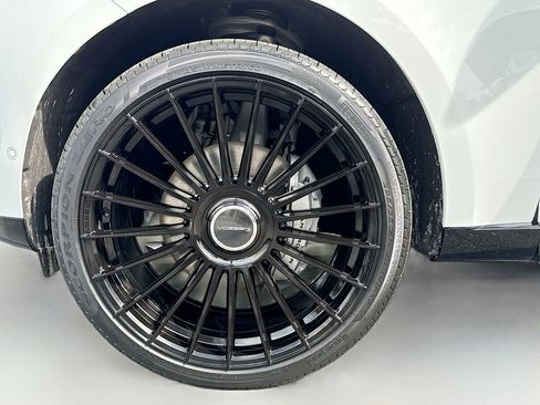 New 2026 Land Rover Range Rover SE image 53