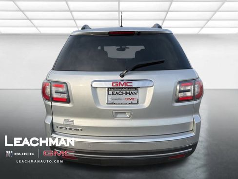 Used 2015 GMC Acadia SLE image 5