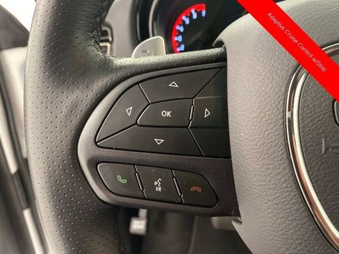 Used 2025 Dodge Durango GT AWD/4WD image 17