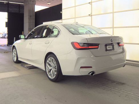 Used 2026 BMW 330i Sedan image 8