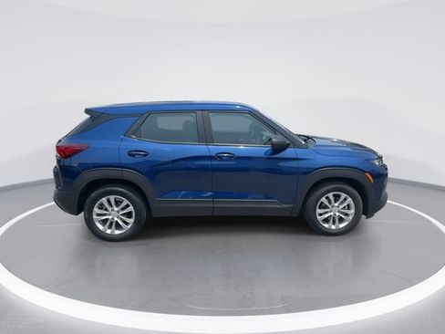 Used 2023 Chevrolet TrailBlazer LS FWD image 8