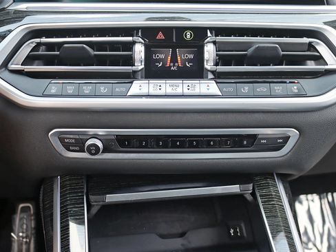 Used 2022 BMW X7 M50i w/ Executive Package AWD/4WD image 29