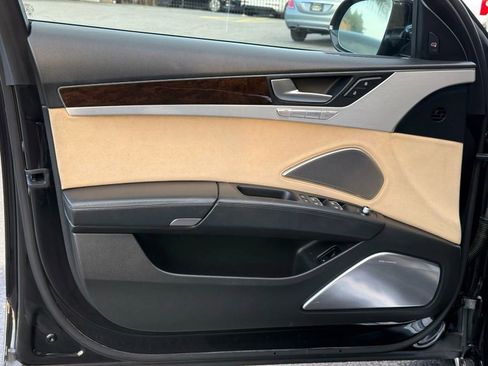 Used 2012 Audi A8 4.2 image 13