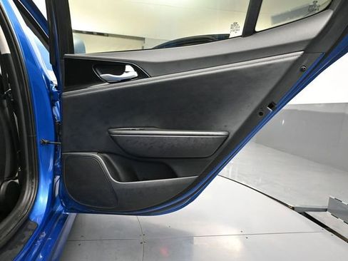 Used 2019 Kia Stinger GT-Line image 39