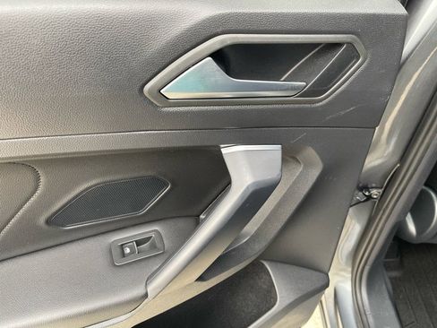 Used 2021 Volkswagen Tiguan SEL Premium R-Line image 34