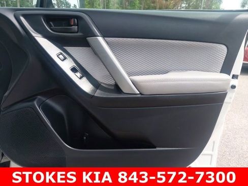 Used 2017 Subaru Forester 2.5i Premium w/ All-Weather Package image 23