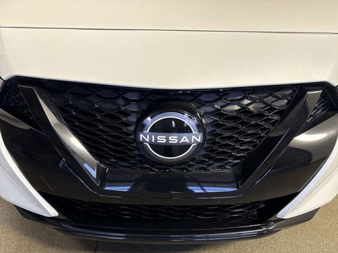 Certified 2023 Nissan Maxima SR w/ Sport Mat Group image 29