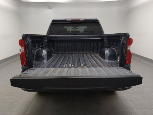 Used 2020 Chevrolet Silverado 1500 Custom w/ Custom Convenience Package RWD image 29