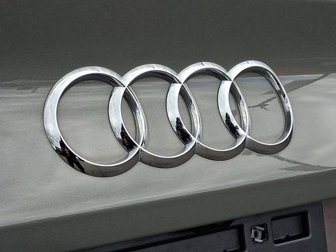 Used 2025 Audi A5 2.0T Premium Plus AWD/4WD image 31