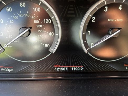 Used 2016 BMW X5 xDrive50i AWD/4WD image 7