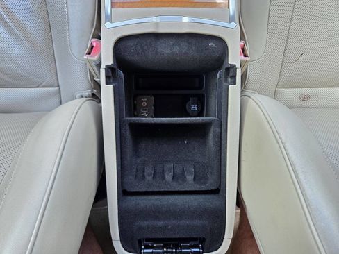 Used 2012 Chrysler 300 C image 35