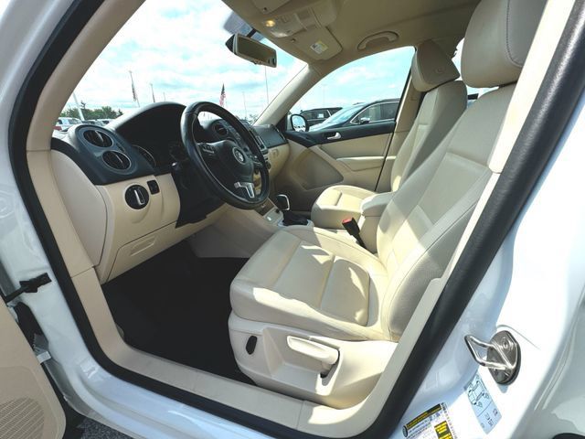 Used 2017 Volkswagen Tiguan S FWD image 10