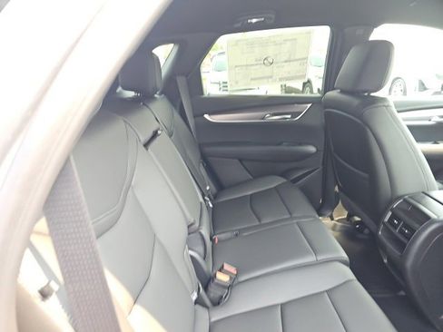 New 2025 Cadillac XT5 Luxury w/ LPO, Floor Liner Package image 19