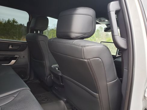 Used 2025 Toyota Tundra Limited image 29