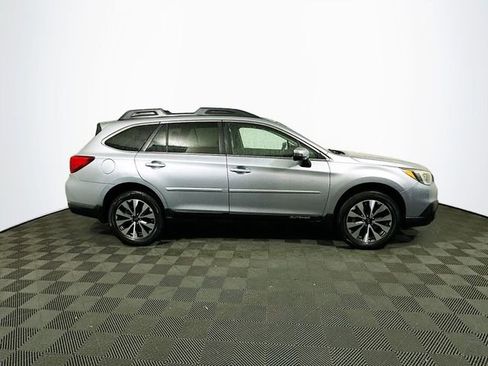 Used 2017 Subaru Outback 2.5i Limited image 9