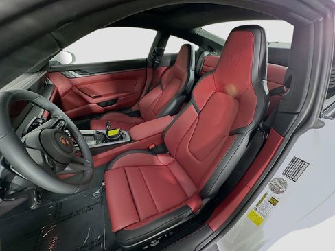 New 2026 Porsche 911 Carrera 4S image 6