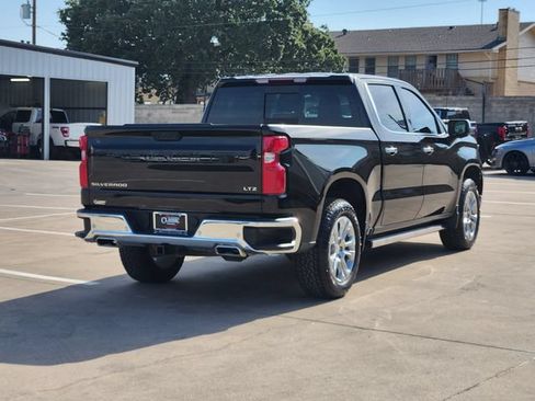 Used 2024 Chevrolet Silverado 1500 LTZ w/ LTZ Convenience Package II AWD/4WD image 14