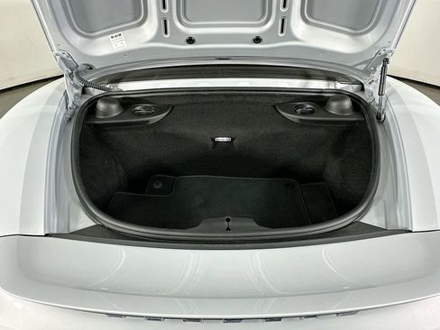 Used 2024 Porsche 718 Boxster image 25