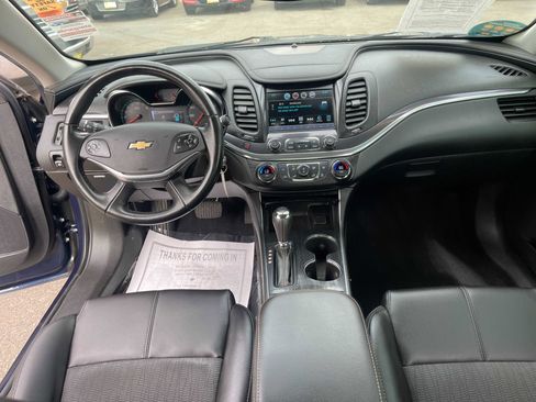Used 2017 Chevrolet Impala LT image 13