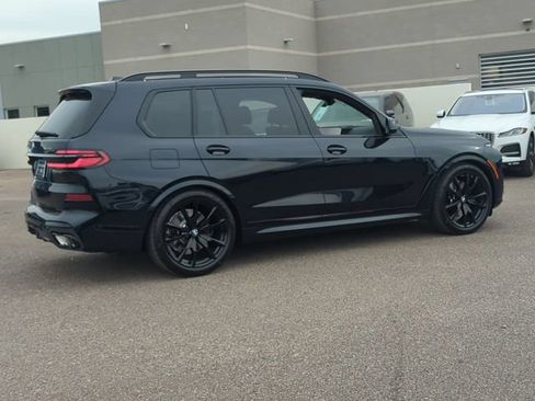 Used 2026 BMW X7 xDrive40i w/ M Sport Package AWD/4WD image 6