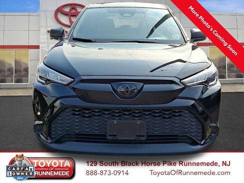 Used 2023 Toyota Corolla Cross AWD Hybrid image 3