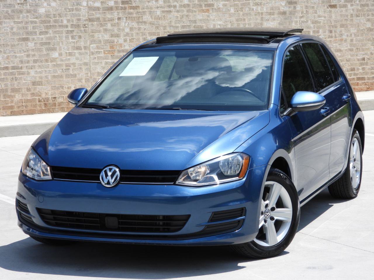 Used 2017 Volkswagen Golf Wolfsburg Edition FWD image 6
