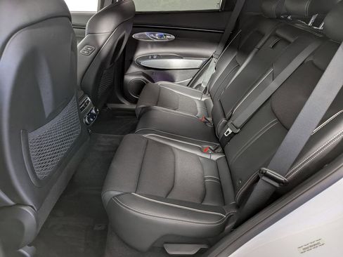 Used 2023 Genesis GV70 2.5T w/ Sport Prestige Package image 48