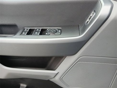 Used 2023 Ford F150 XLT image 17